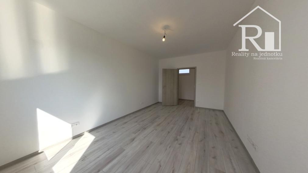 Novostavba - Moderný 3 izbový byt