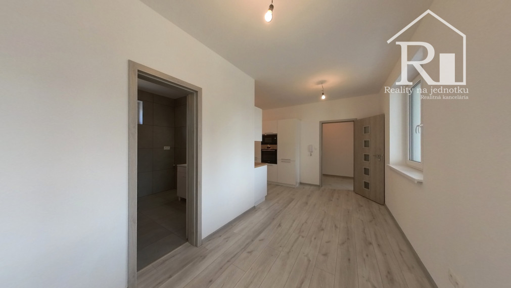 Novostavba - Moderný 3 izbový byt