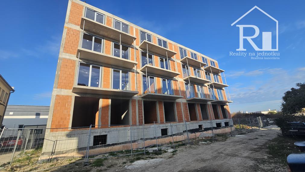 Na predaj 3 izbový byt za bezkonkurenčnú cenu!