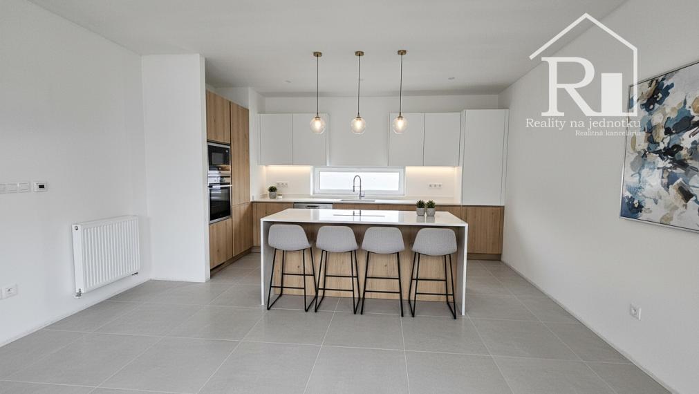 Rodinný dom 4 izbový - novostavba  v Chorvátskom Grobe blízko kaštiela AGÁTKA