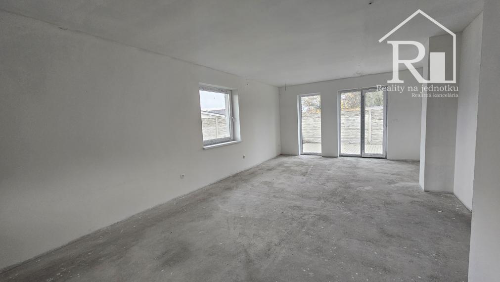 Rodinný dom 4 izbový - novostavba  v Chorvátskom Grobe blízko kaštiela AGÁTKA