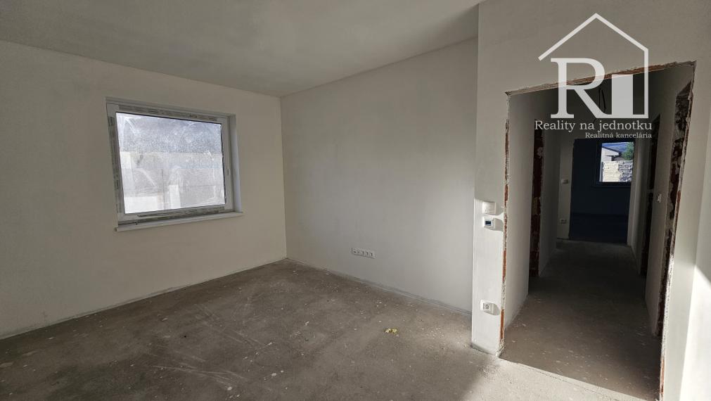 Rodinný dom 4 izbový - novostavba  v Chorvátskom Grobe blízko kaštiela AGÁTKA