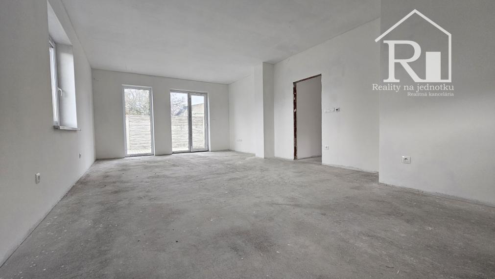 Rodinný dom 4 izbový - novostavba  v Chorvátskom Grobe blízko kaštiela AGÁTKA