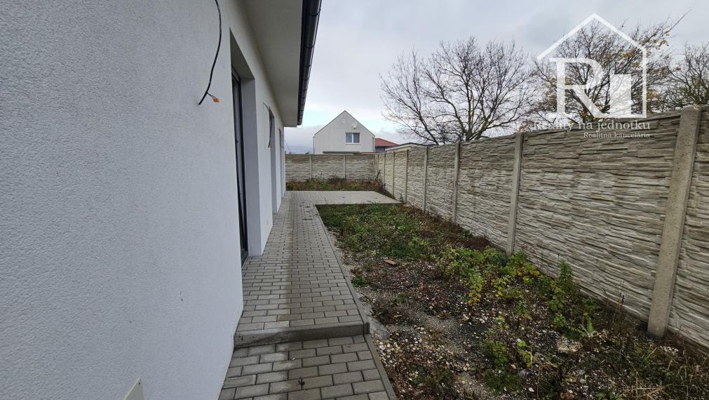 Rodinný dom 4 izbový - novostavba  v Chorvátskom Grobe blízko kaštiela AGÁTKA