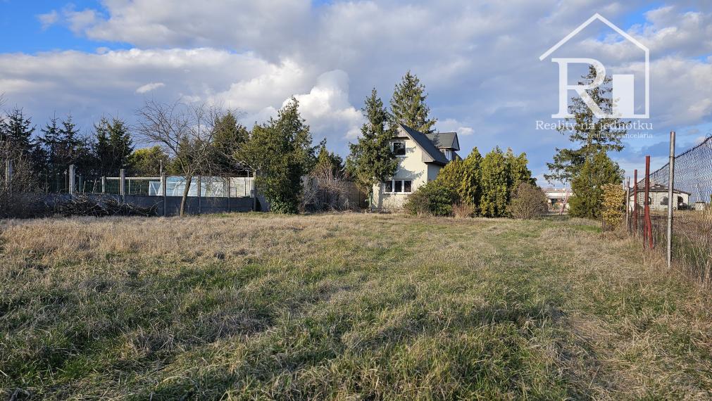 Exkluzívna ponuka: Vidiecky dom na rozľahlom pozemku v obci Oľdza