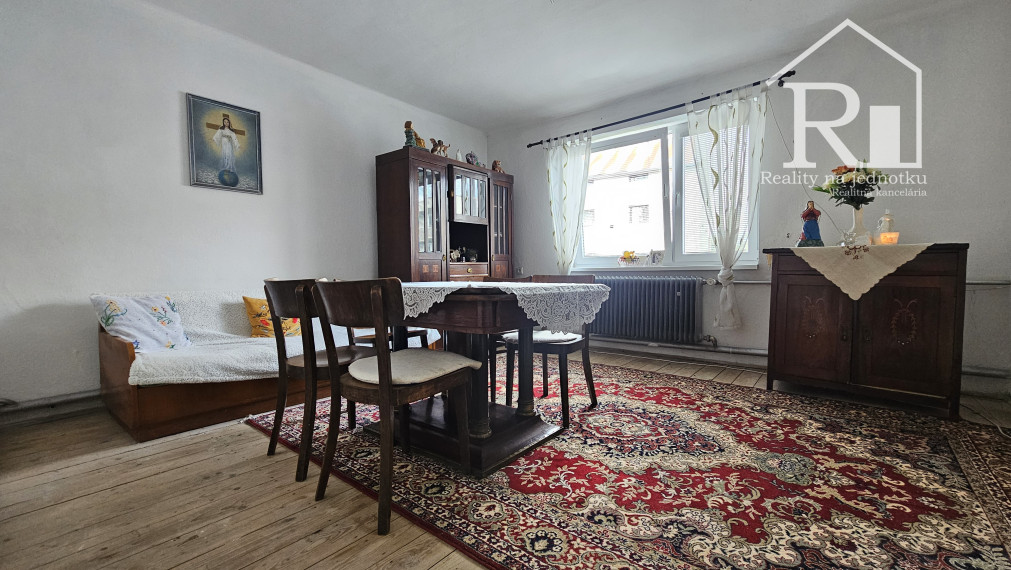 Predaj domu s pozemkom 1739 m² – Trenčín – Biskupice