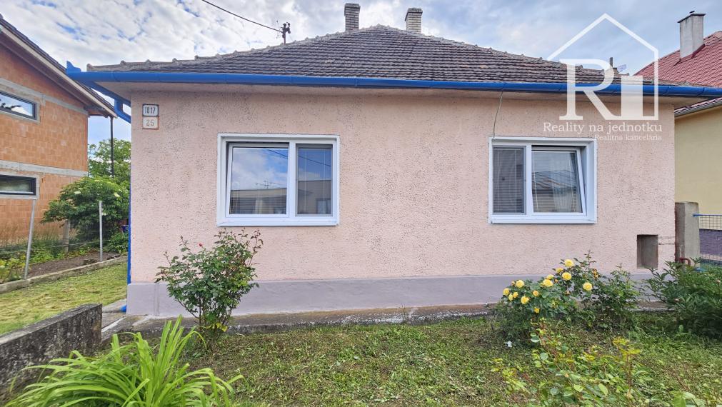 Predaj domu s pozemkom 1739 m² – Trenčín – Biskupice