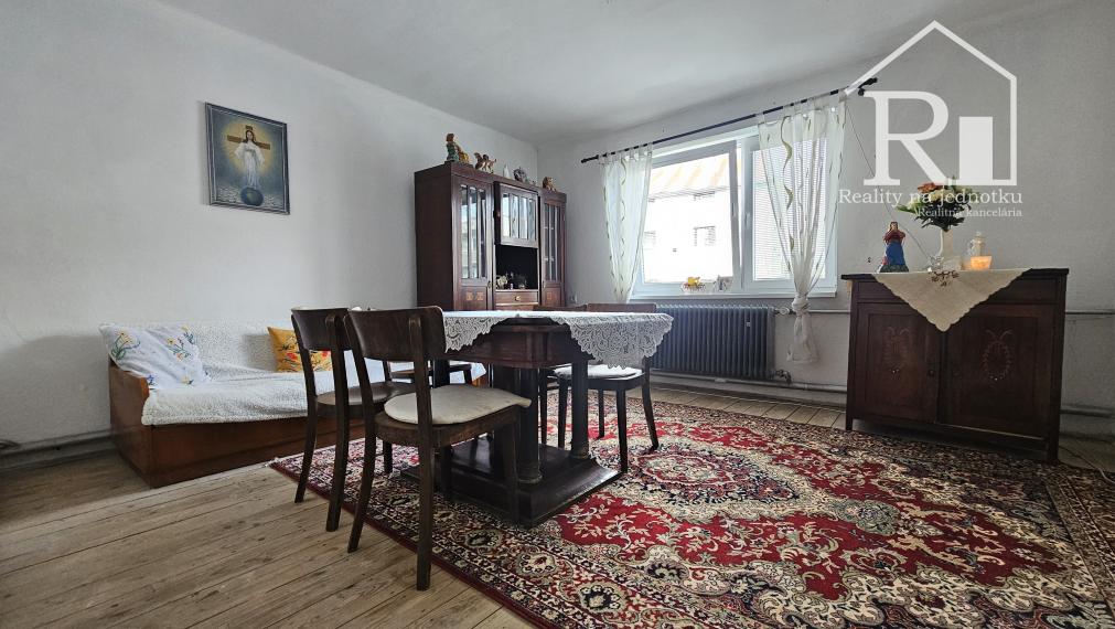 Predaj domu s pozemkom 1739 m² – Trenčín – Biskupice