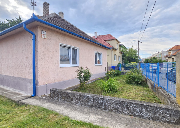 Predaj domu s pozemkom 1739 m² – Trenčín – Biskupice